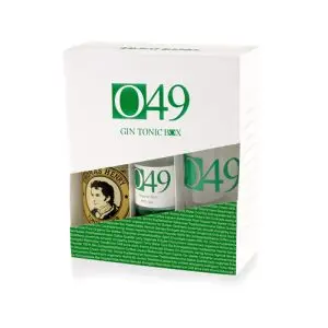 Gin Tonic Set von O49, Tonic water von Thomas Henry, kleine Flasche Gin, Glas
